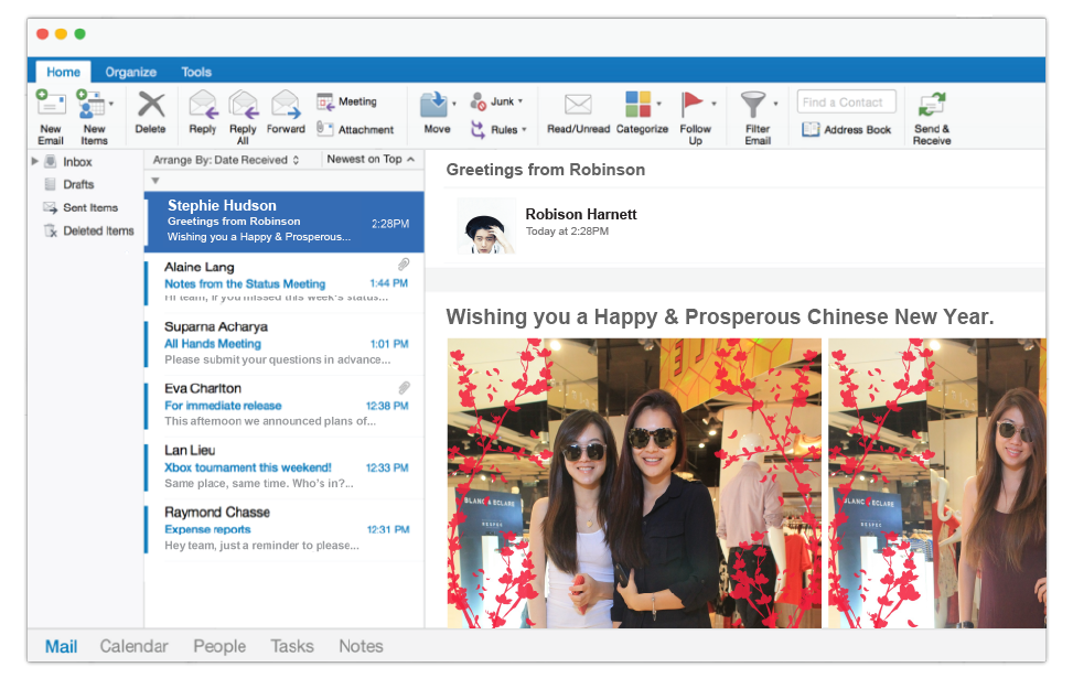 Major Mirror: A Prosperous New Year with Robinsons